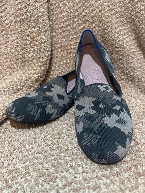 Rothy's The Loafer Grey Botanicamo Camo Knit Flat Shoes Size 6